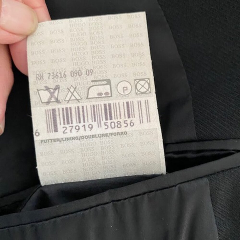 Hugo Boss Black Men's Suit 42R, Made in USA, Virgin Wool - Picture 6 of 15